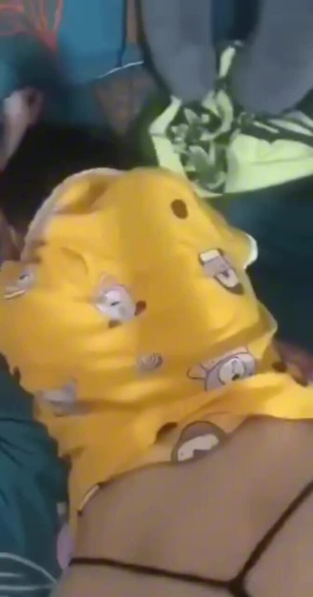 Streamer chubby vú bự doggy anti-fan tầng hầm