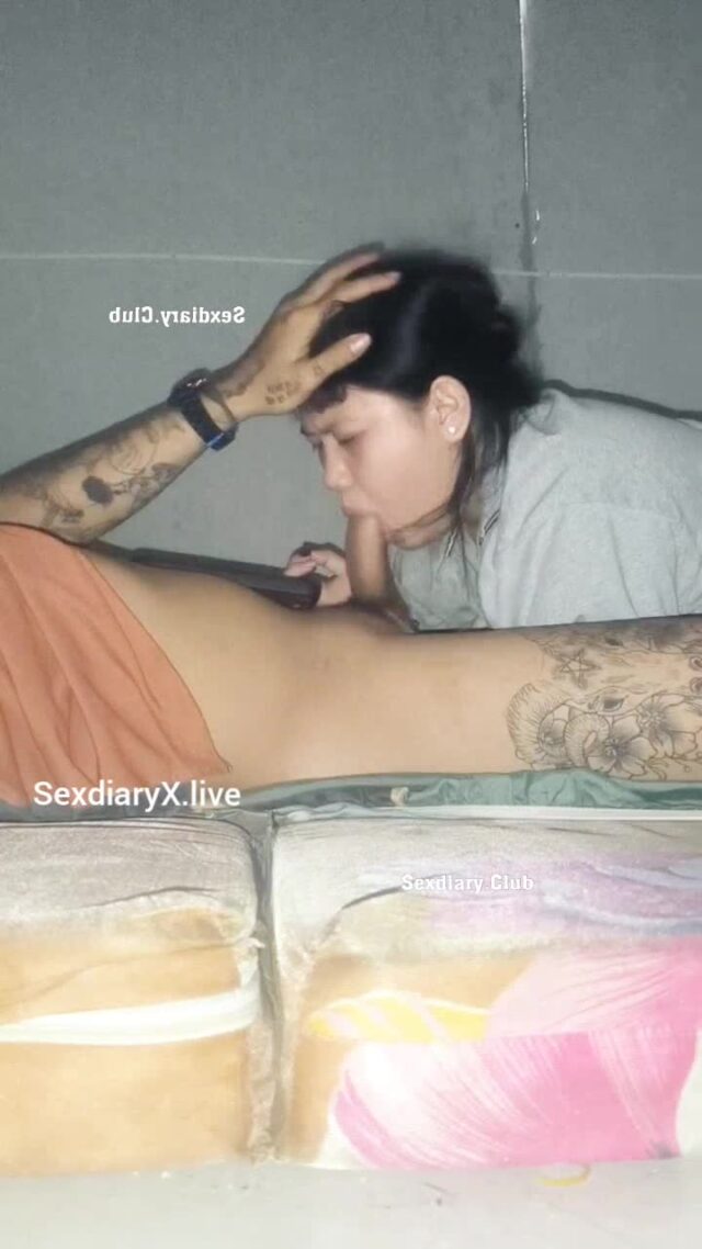 Em eny vú to ghiền some 3some bắn vào trong villa