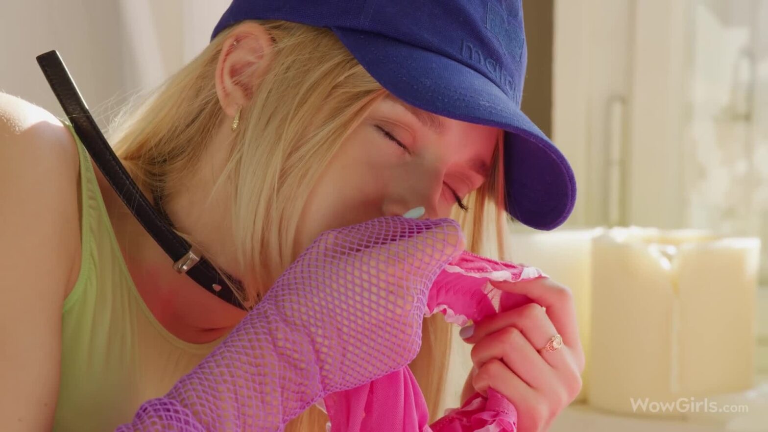 Sinh Viên Châu Âu Gái Xinh Gangbang Ngoài Trời